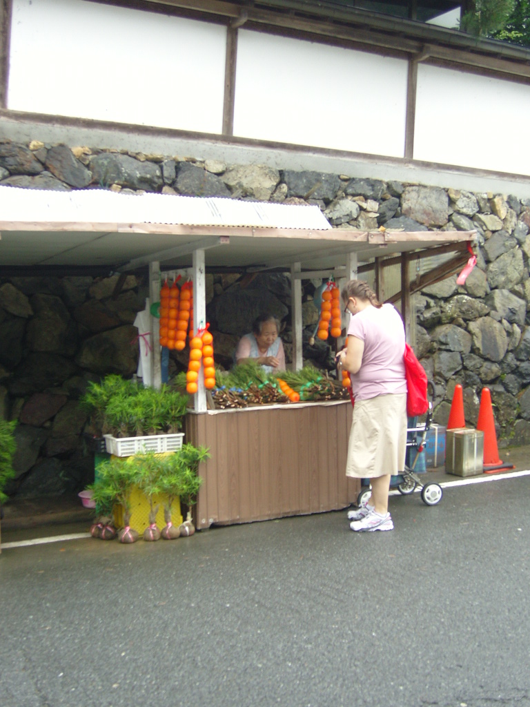 Orange stand in Mt. Koya
